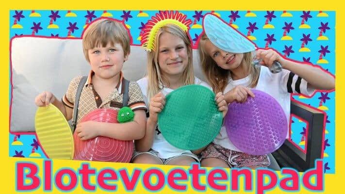 blotevoetenpad met silishapes van kauwsieraden & meer