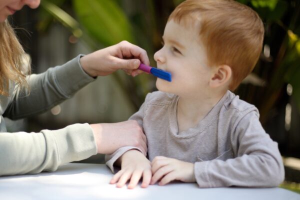 de top 9 Hulpmiddelen voor Kinderen met Orale Defensiviteit