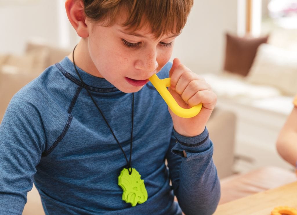 Hoe kies je het juiste kauwsieraad voor kinderen met ADHD?
